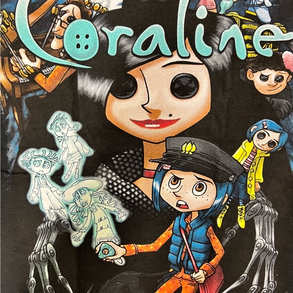 Coraline graphic tshirt - Picture 2 of 2